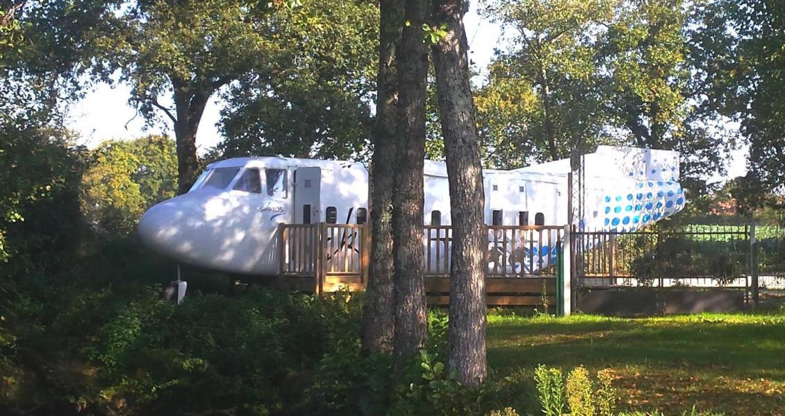 Camping Insolite Le Haut Village Saint-Michel-Chef-Chef Buitenkant foto