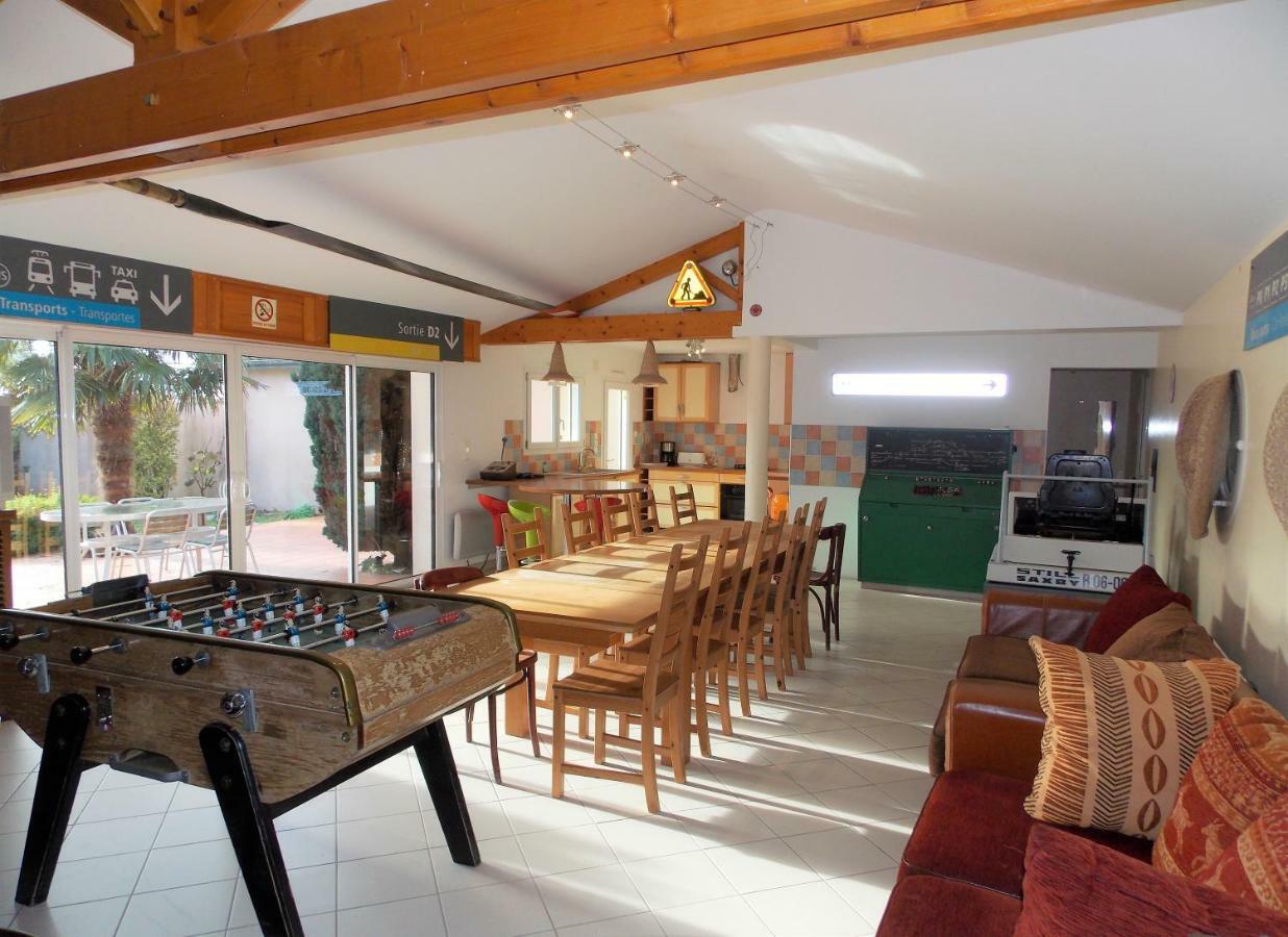 Camping Insolite Le Haut Village Saint-Michel-Chef-Chef Buitenkant foto