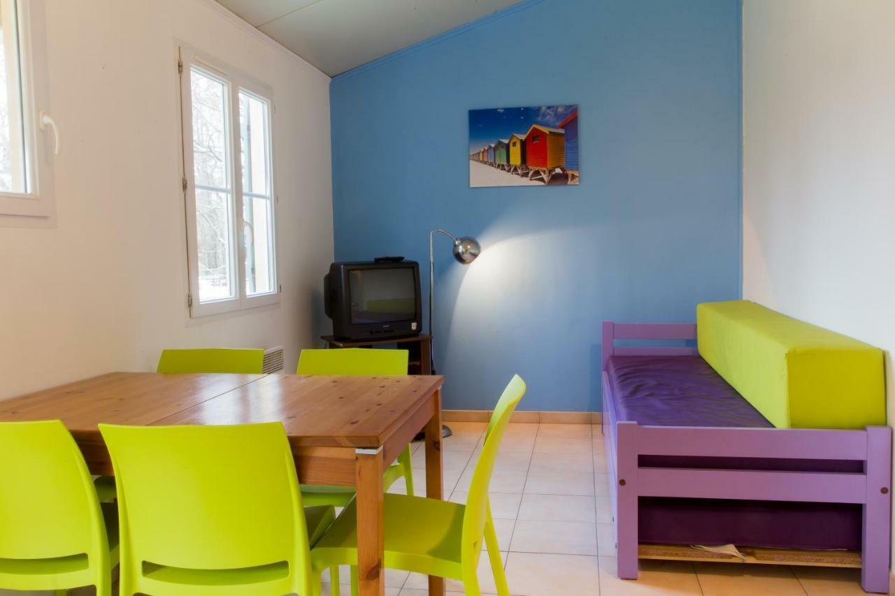 Camping Insolite Le Haut Village Saint-Michel-Chef-Chef Buitenkant foto